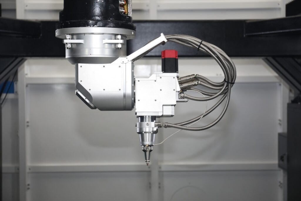 Mașina de tăiat cu laser 3D în 5 axe