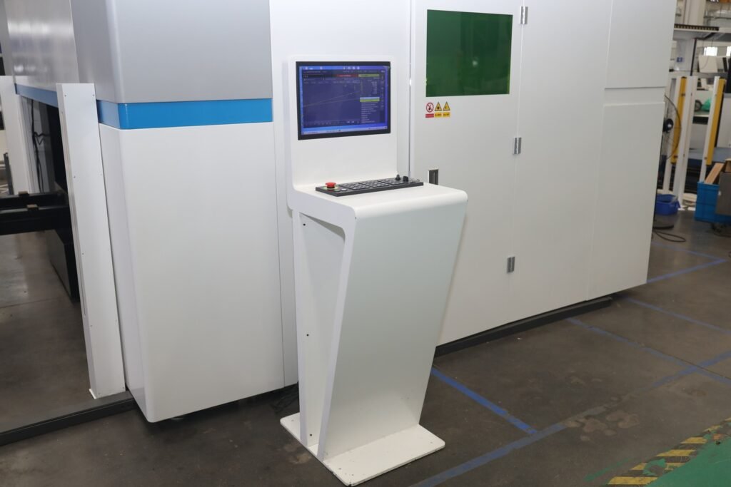 Mașina de tăiat cu laser 3D în 5 axe